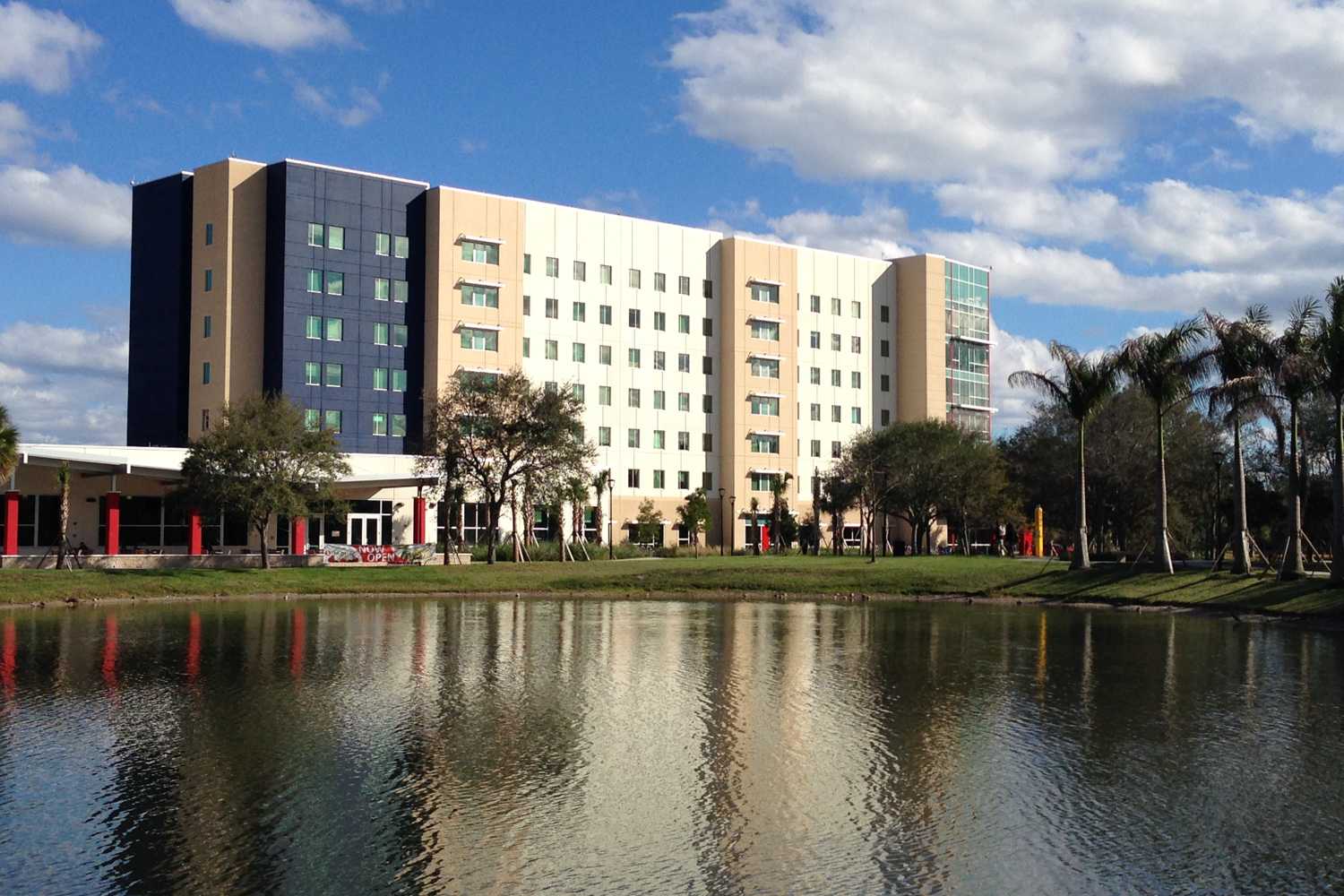 FAU Board of Trustees approves plan to increase 20152016 housing rates