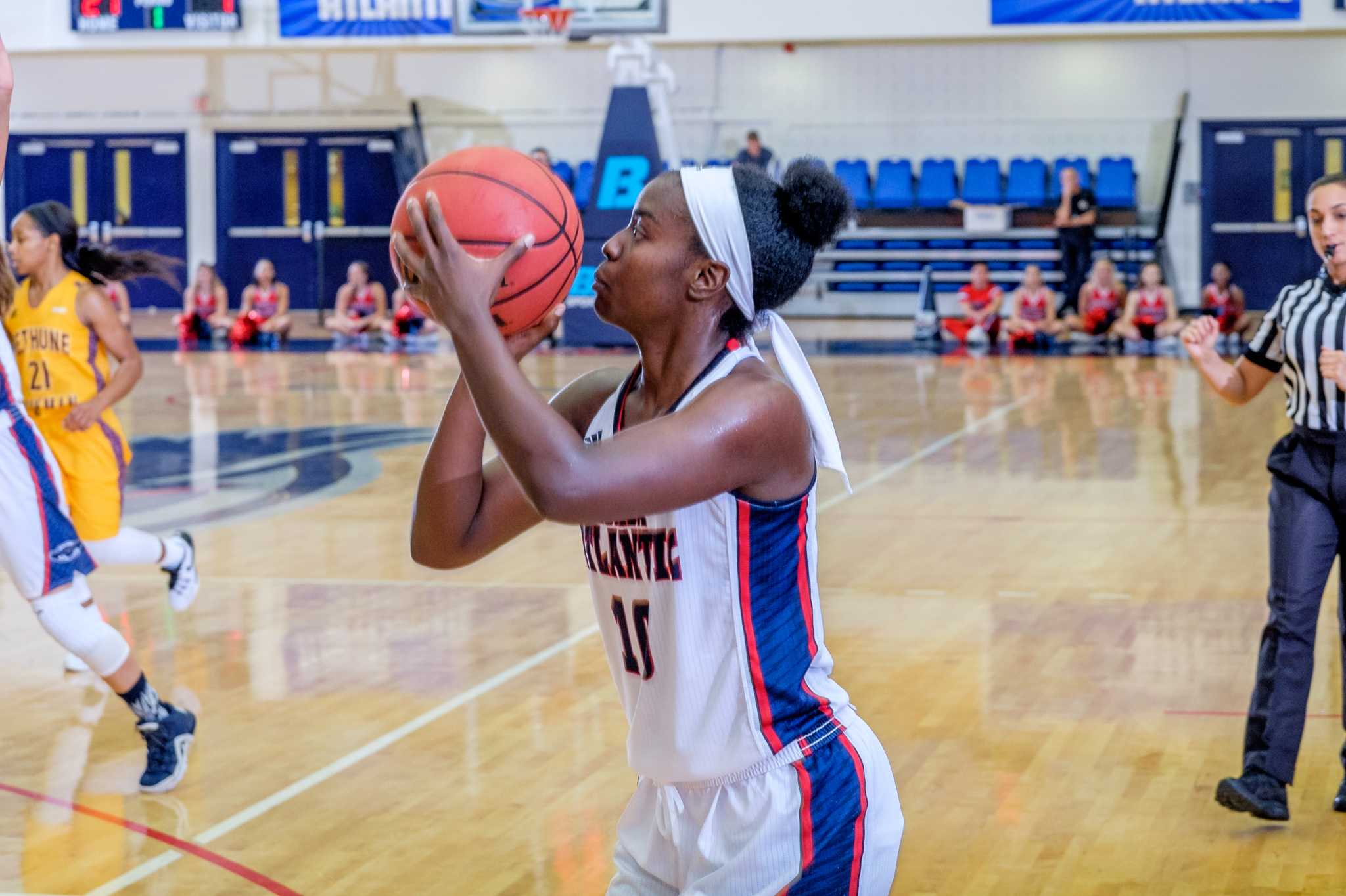 Gallery Women’s Basketball v. BethuneCookman UNIVERSITY PRESS